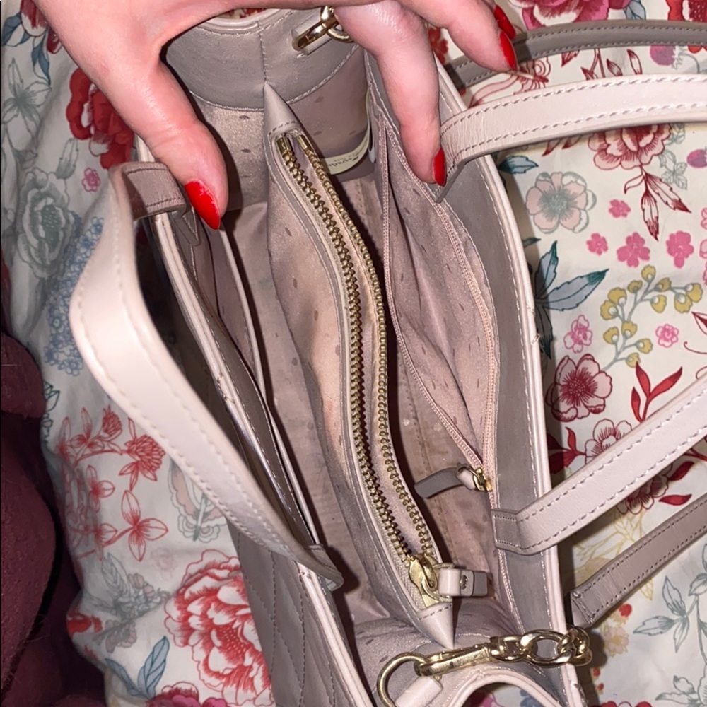 Kate Spade Quilted Women's Bag - Picture 6 of 7